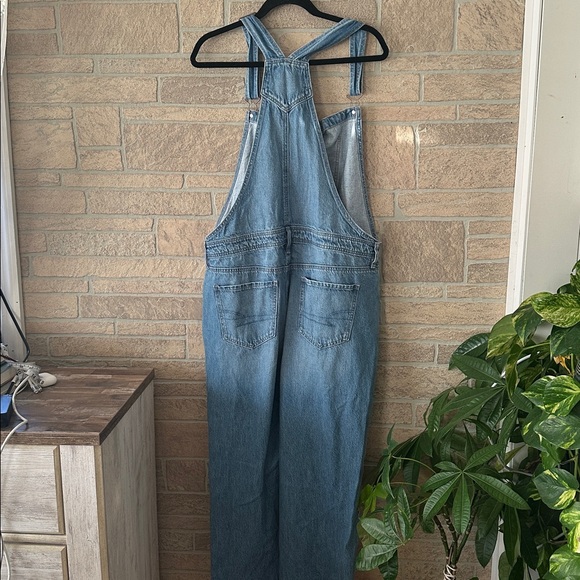 American Eagle Outfitters Classic Blue Denim Overalls XL - Picture 5 of 7